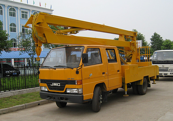 江鈴高空作業車